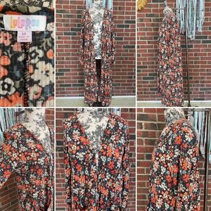 EUC Women's Lularoe Sarah Duster Cardigan Floral Print Size Medium